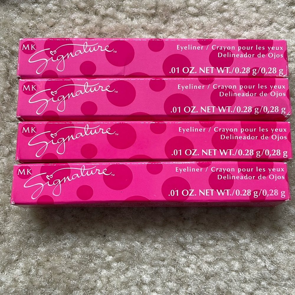 MK Signature Eyeliner